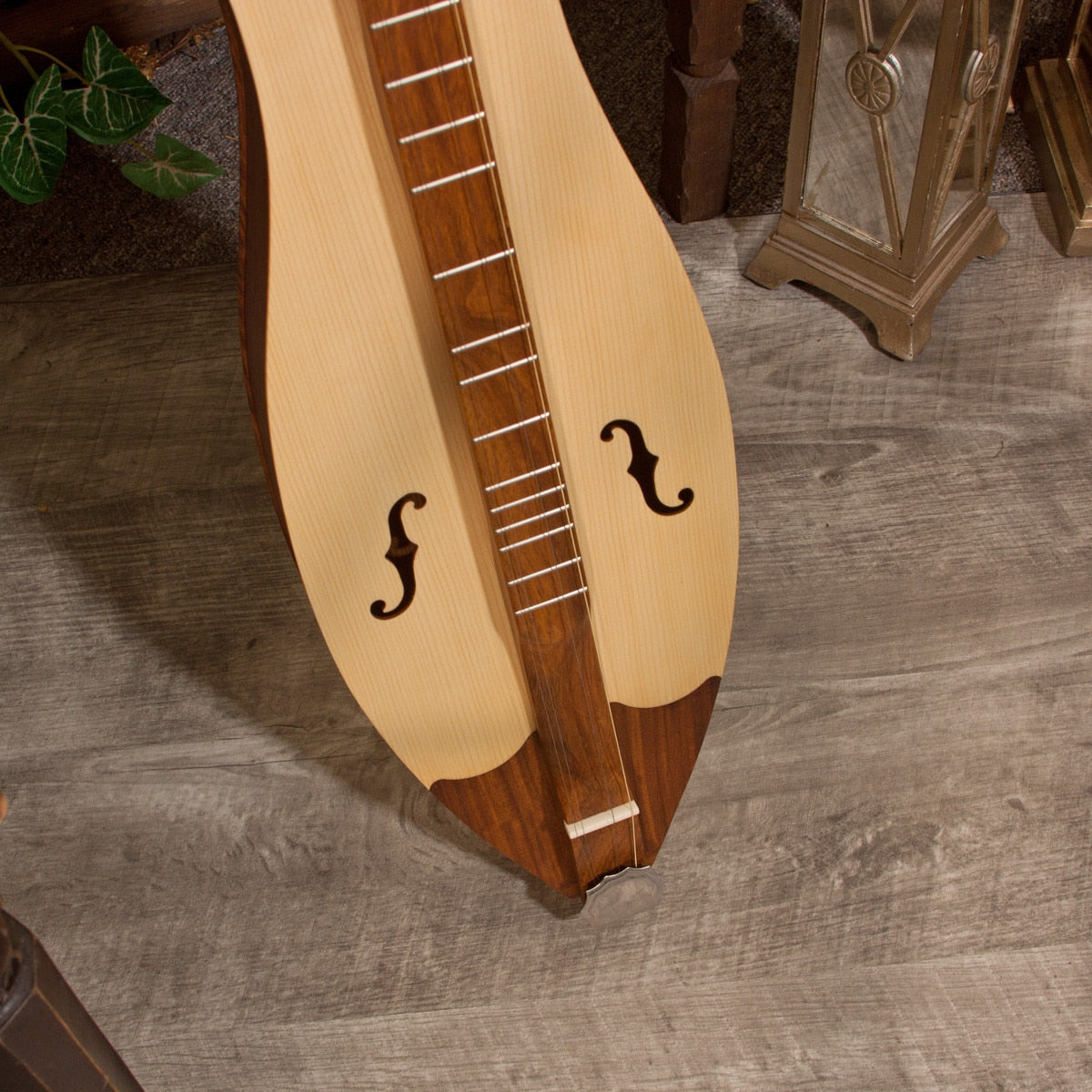 ルーズベック グレース マウンテン ダルシマー 4弦 ヴォールト指板