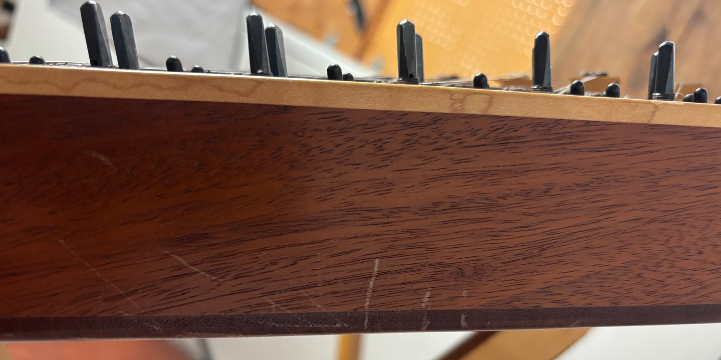 Dusty Strings D-300 Hammered Dulcimer, 13/12 Chromatic, Pre-owned