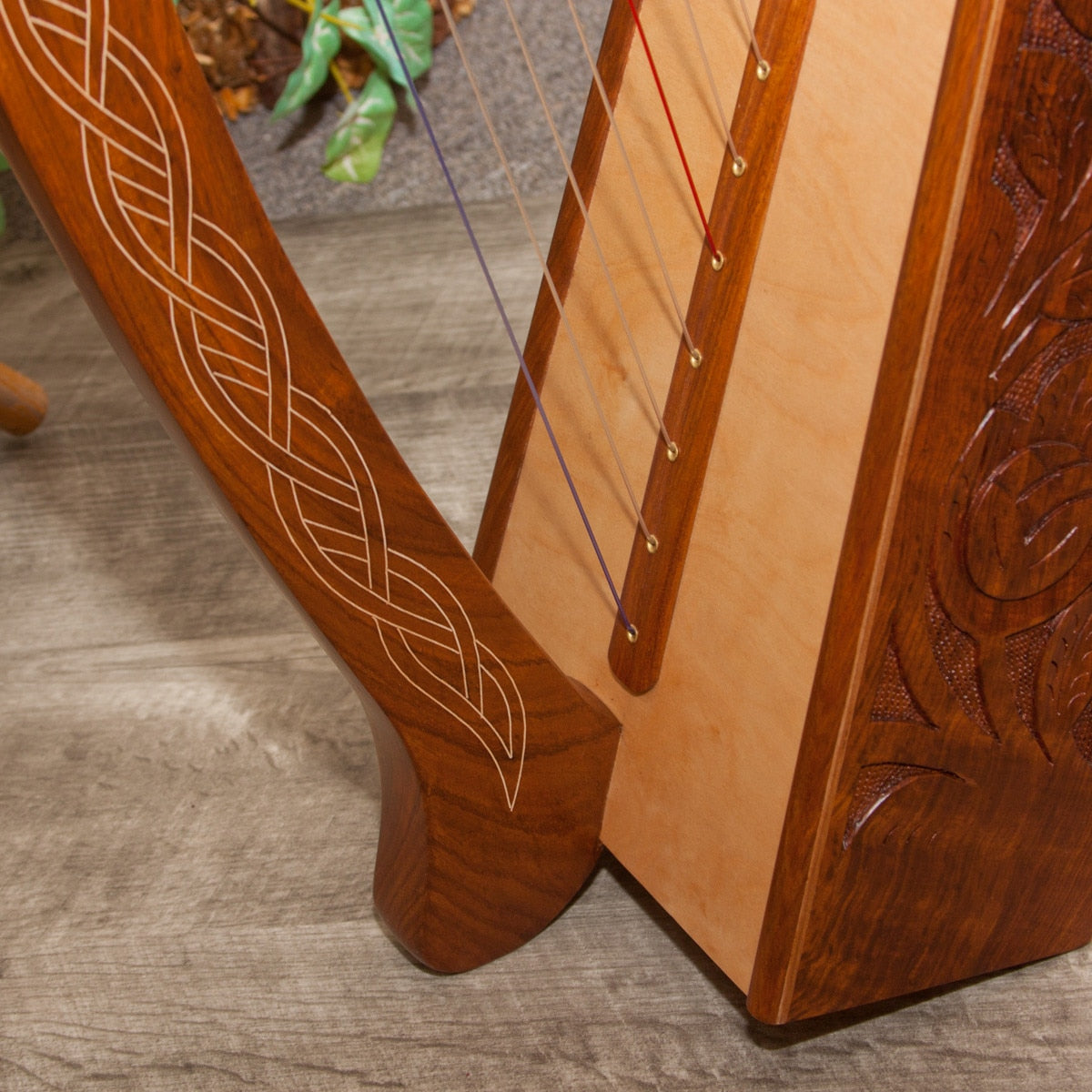 Roosebeck Pixie Harp 19-String Chelby Levers