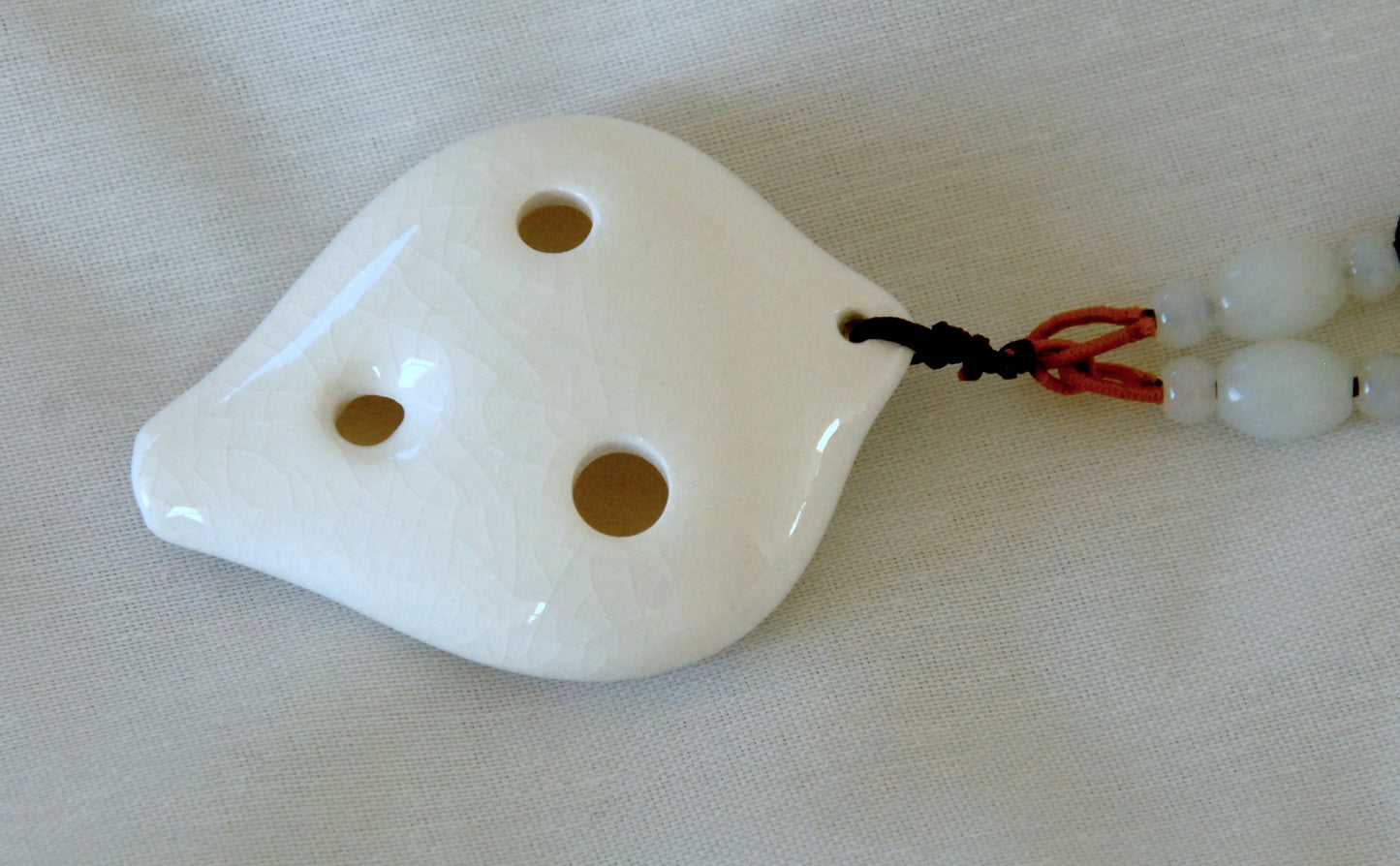 6-hole Ceramic Soprano Seedpod Ocarina in C Ocarinas Lark in the Morning