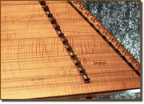 Songbird Finch Chromatic 17/16/8 Hammered Dulcimer Hammered Dulcimers Songbird Dulcimers