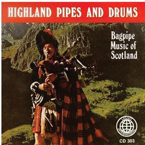 Highland Pipes and Drums Media Lark in the Morning