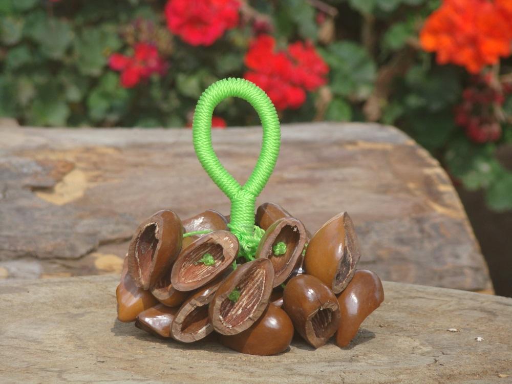 Ekpiri Seed Rattle Large, 60 Seed Shakers, Maracas & Rattles Lark in the Morning