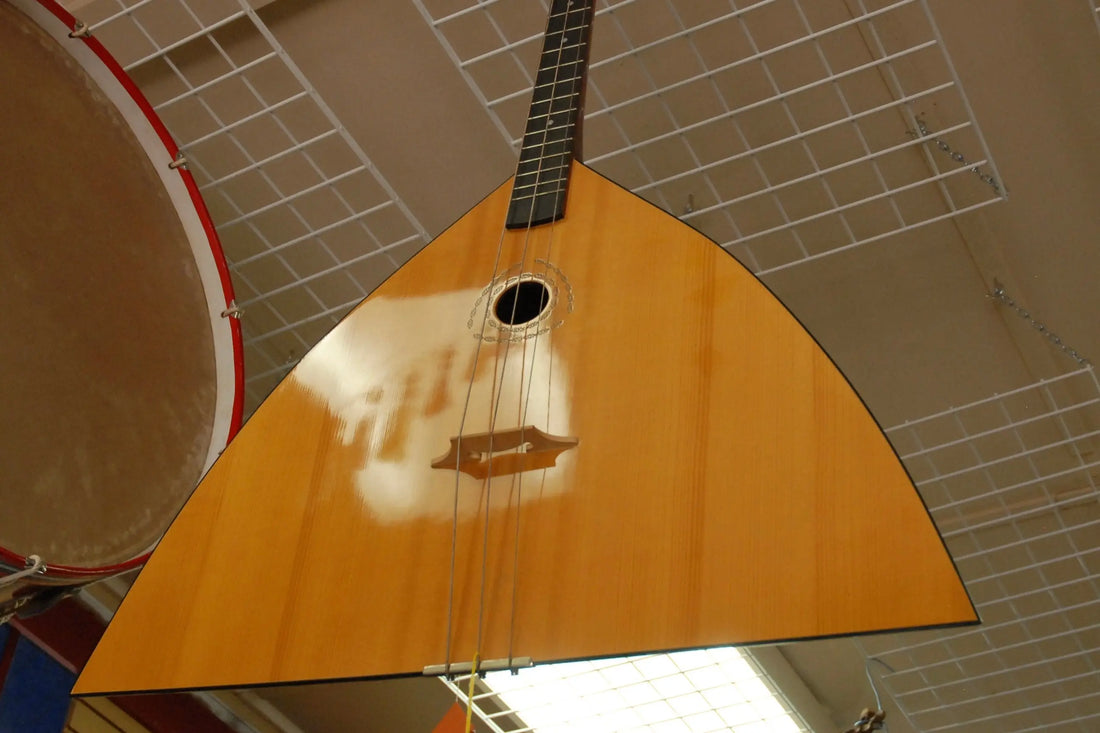 The Balalaika: History and Information Lark in the Morning