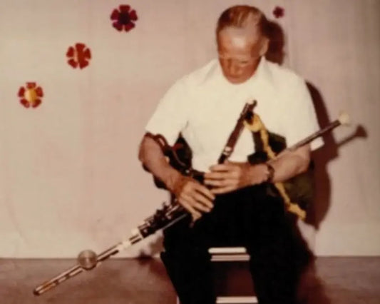 David Page: Master Uilleann Piper Lark in the Morning