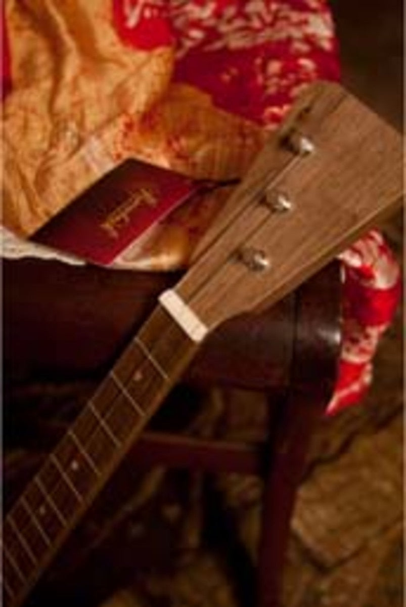 Roosebeck Deluxe Prima Balalaika, Walnut Stave Body