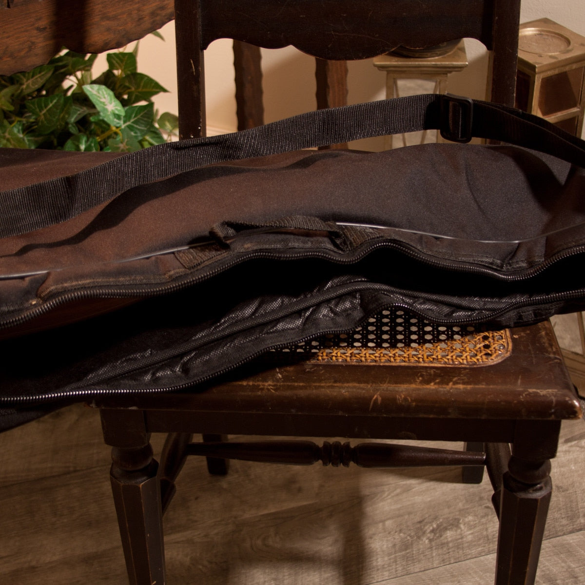 Balalaika, Prima - Walnut 