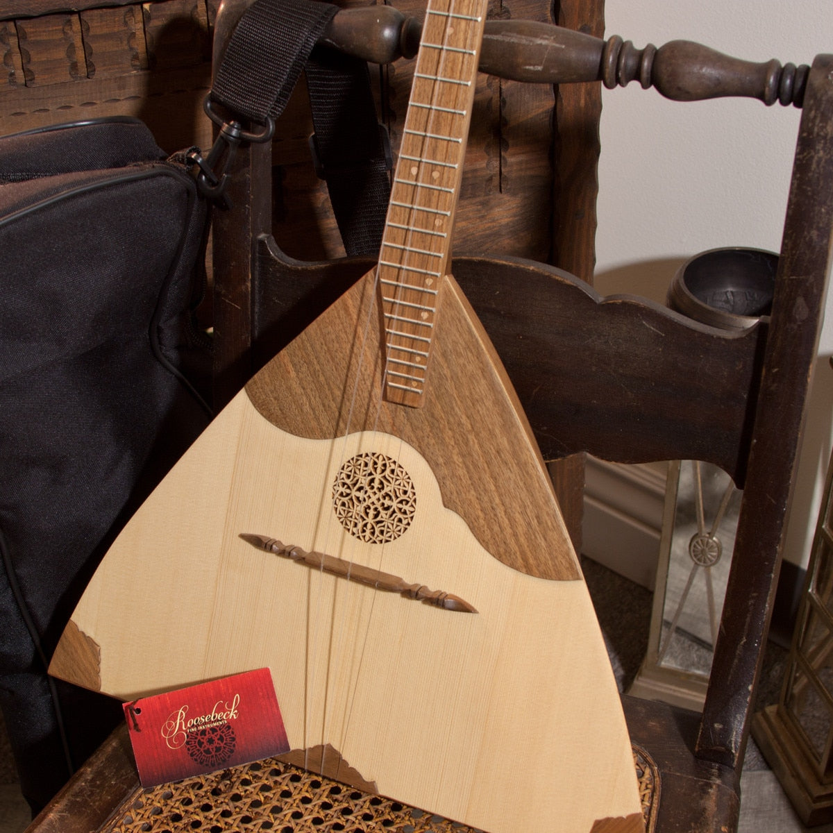 Balalaika, Prima - Walnut 