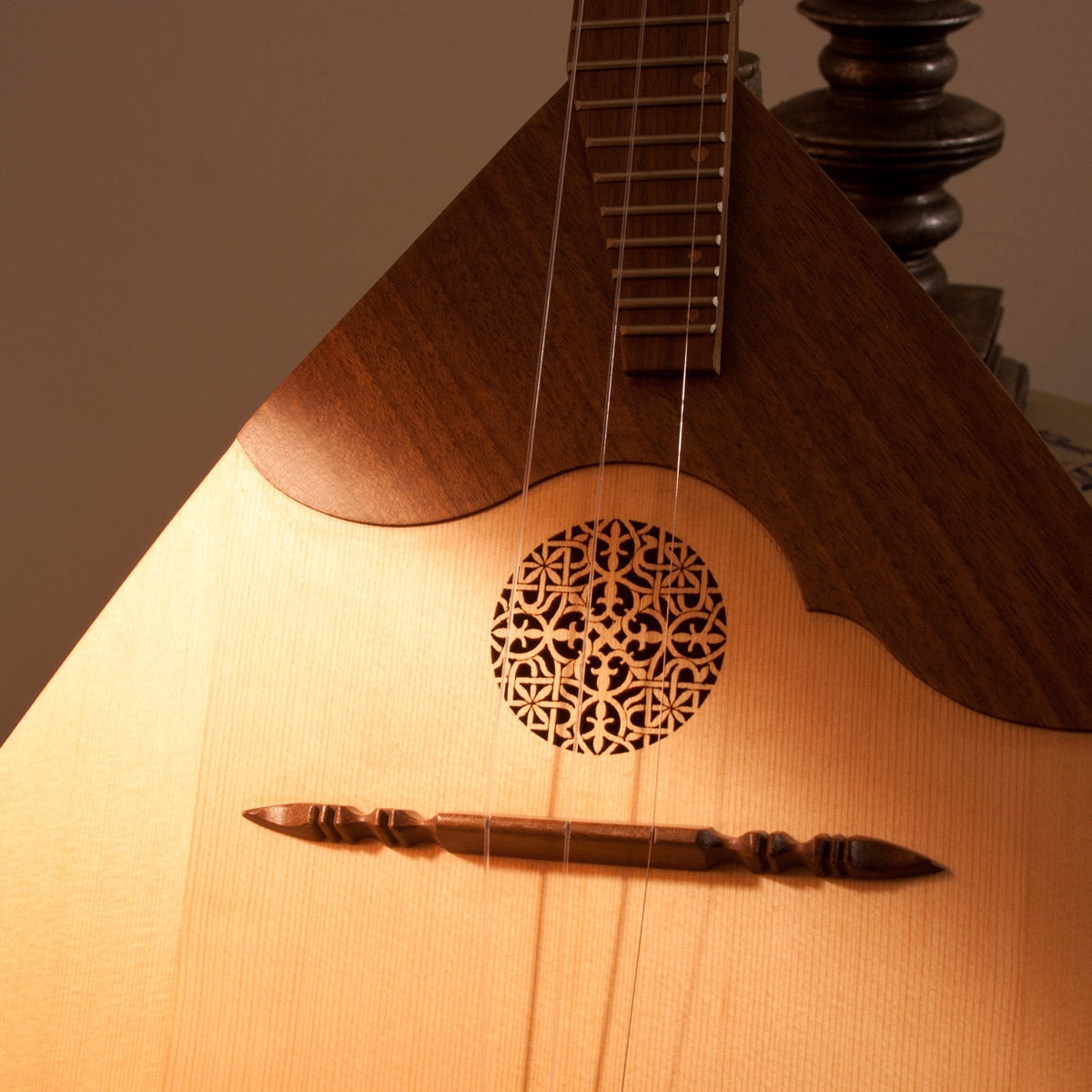 Balalaika, Prima - Walnut 