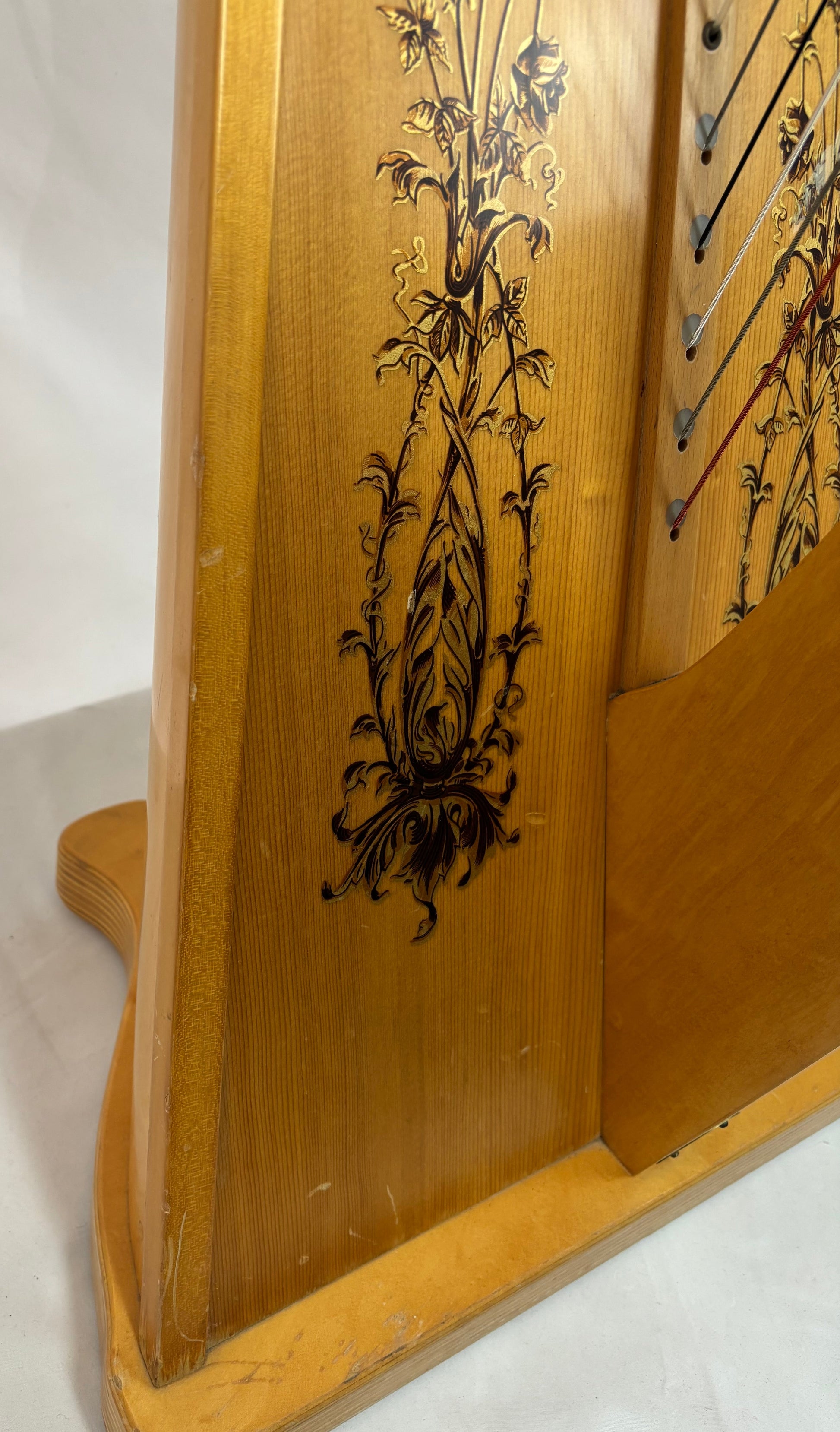 Lyon & Healy Troubadour IV Harp,  Pre-owned 