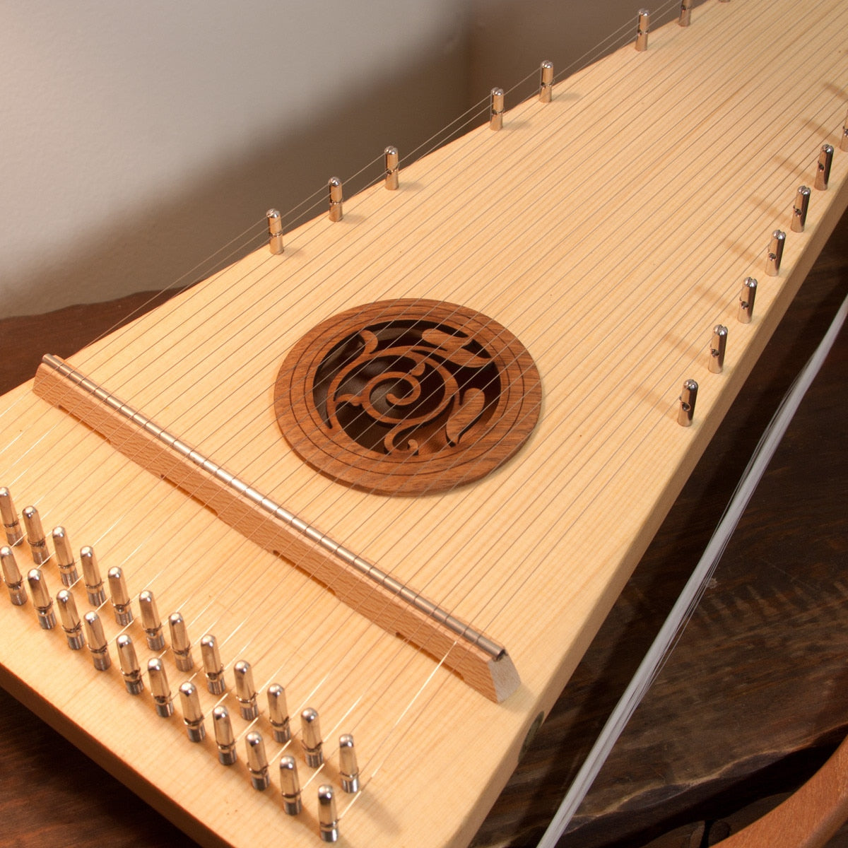 Roosebeck Alto Rounded Psaltery Right-Handed 