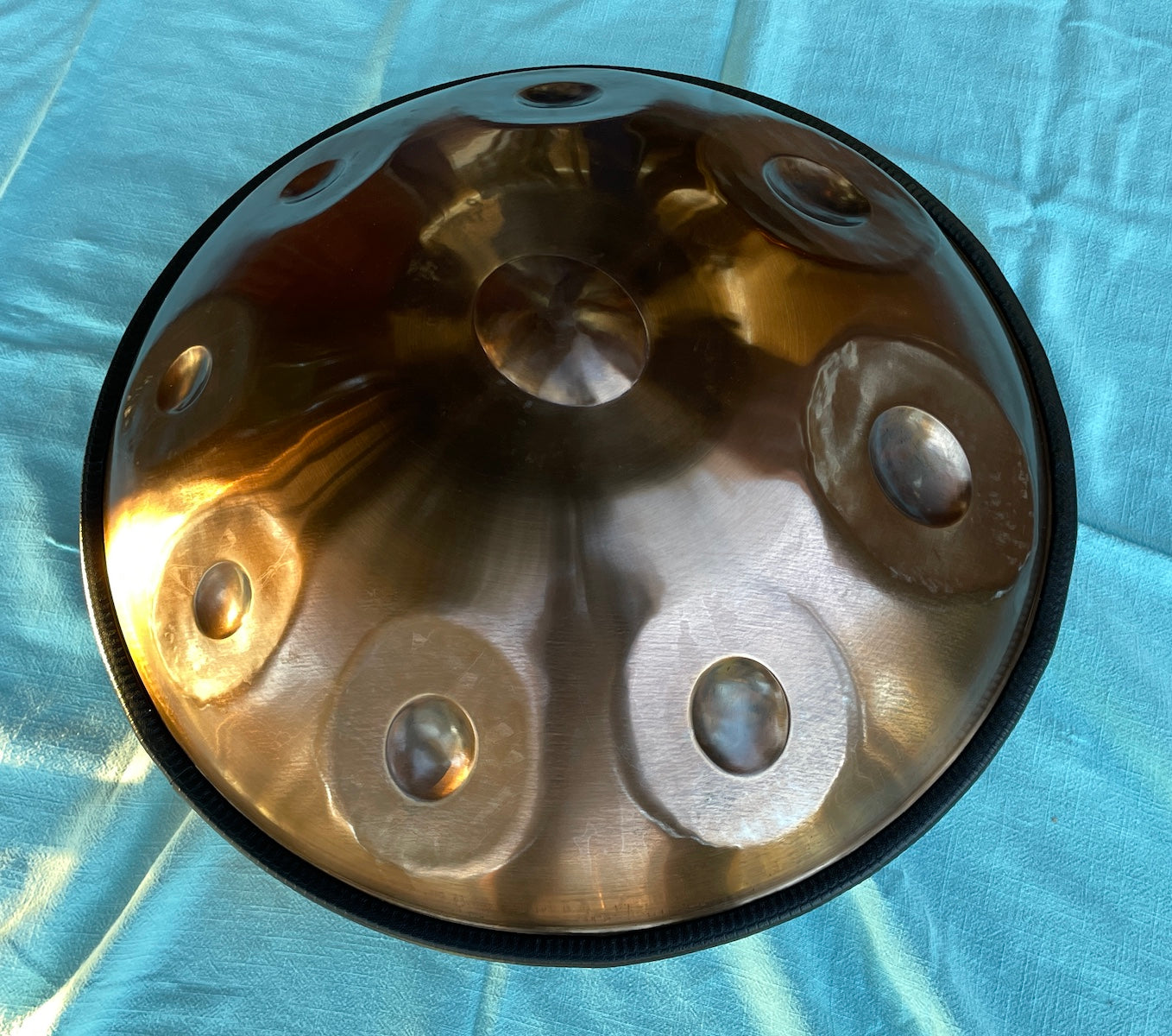 Small Elysium Stainless Steel Handpan in "D Kurd" tuning, 22 inch Metal Hand Drums Lark in the Morning   